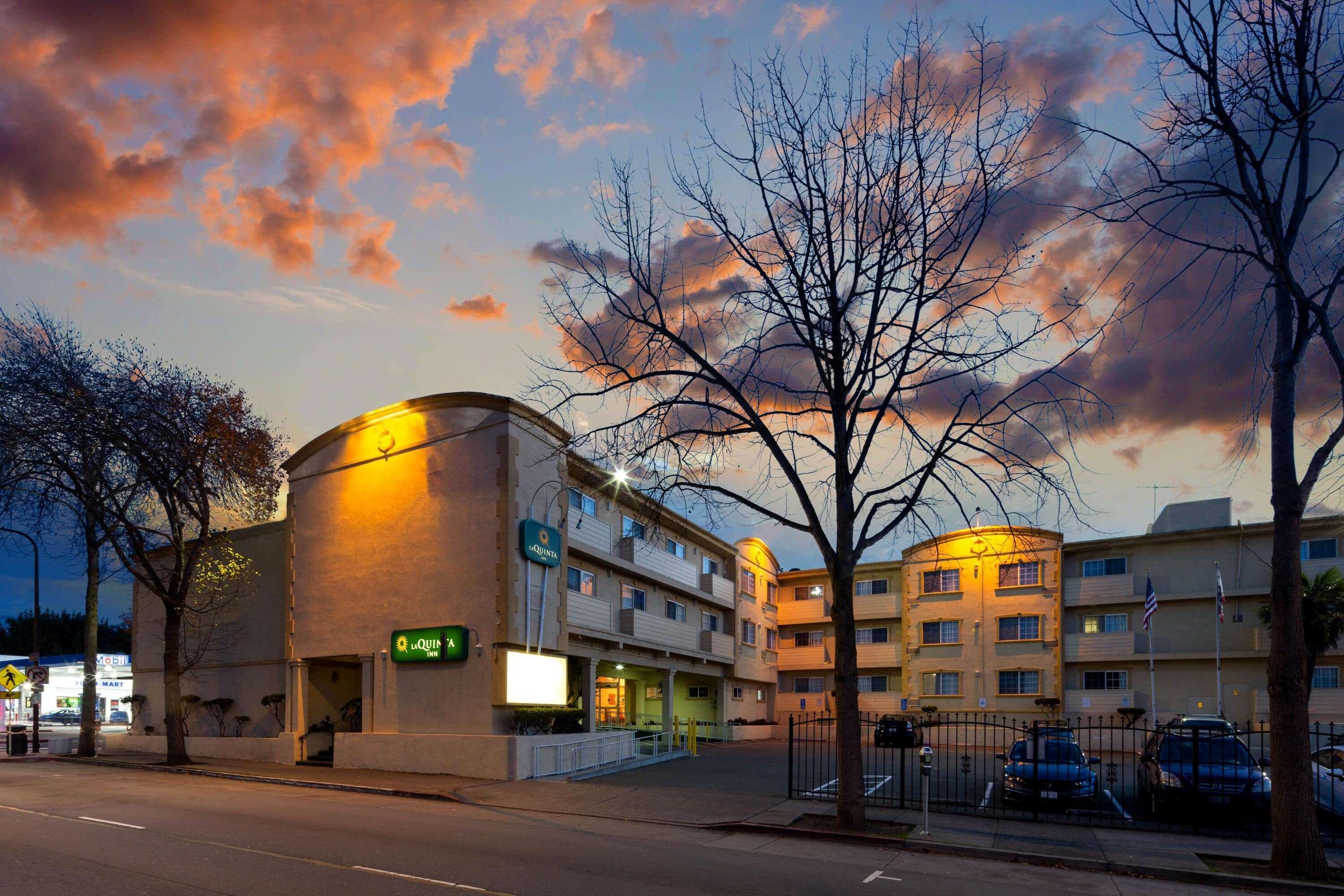 La Quinta Inn By Wyndham Berkeley Exterior photo