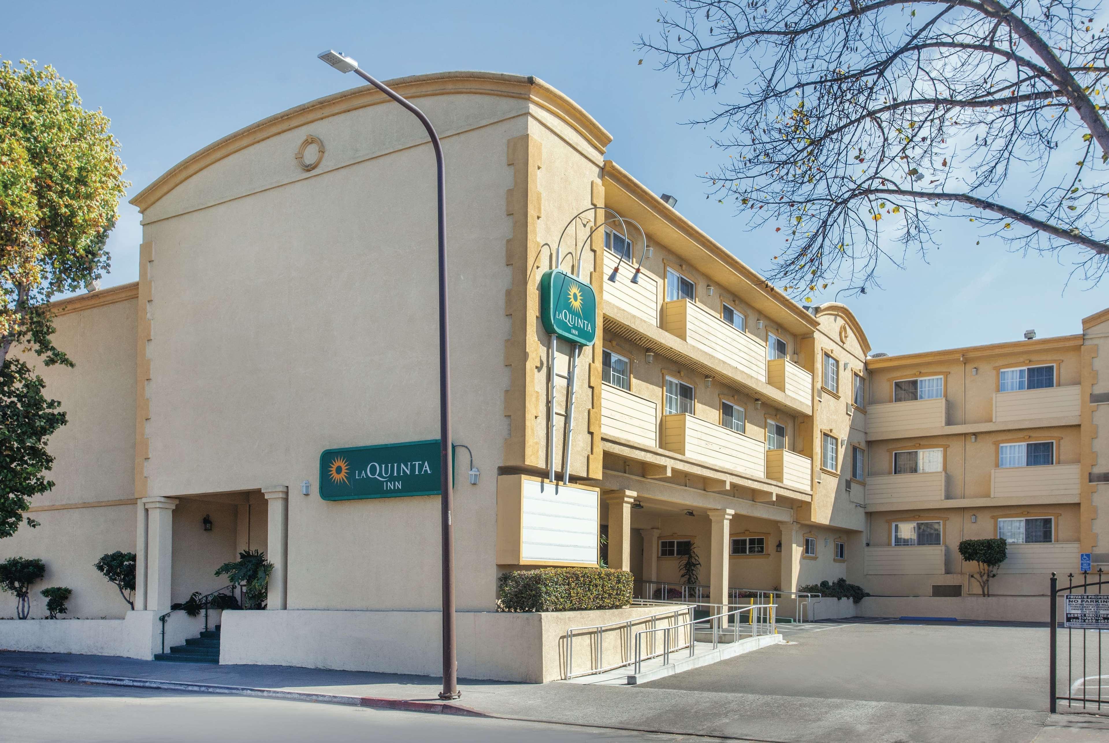 La Quinta Inn By Wyndham Berkeley Exterior photo